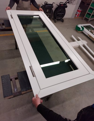 Bullet-resistant BR4 RC4 window with panels